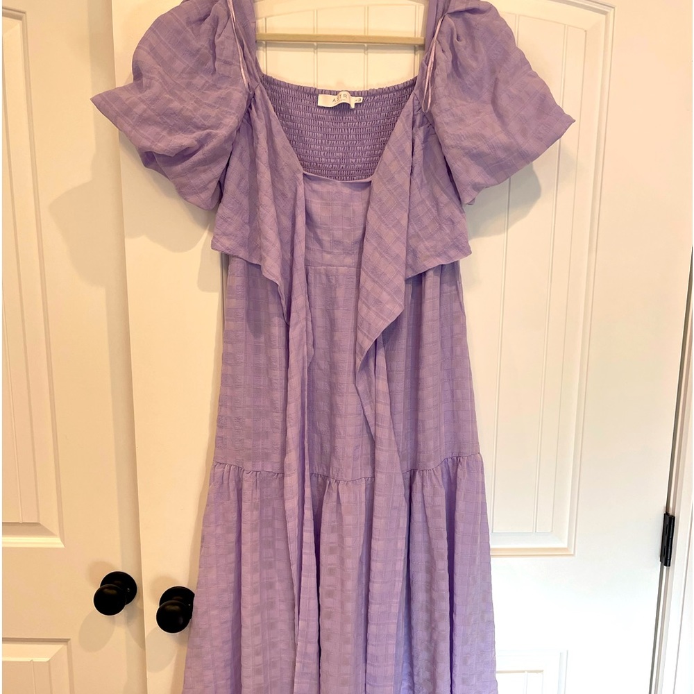 ASTR The Label SONNET PUFF SLEEVE MIDI Dress Size L Lavender